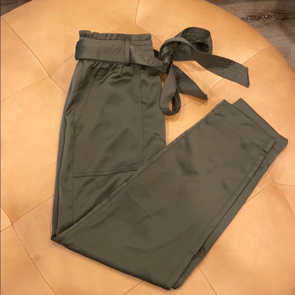 Abercrombie trouser